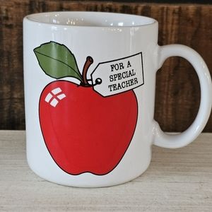 🐕 Hallmark "For a Very Special Teacher" with apple mug